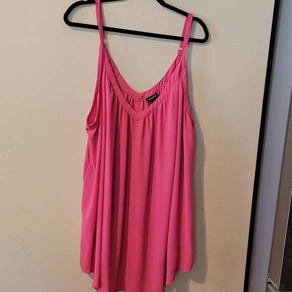 Torrid top size 5 NWOT - Picture 1 of 5